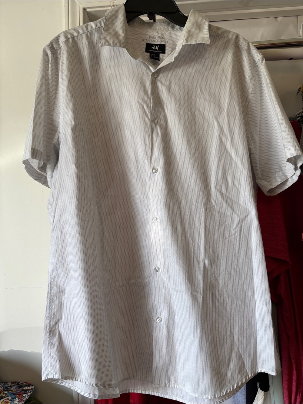 H&M White Short Sleeve Button-Down Shirt